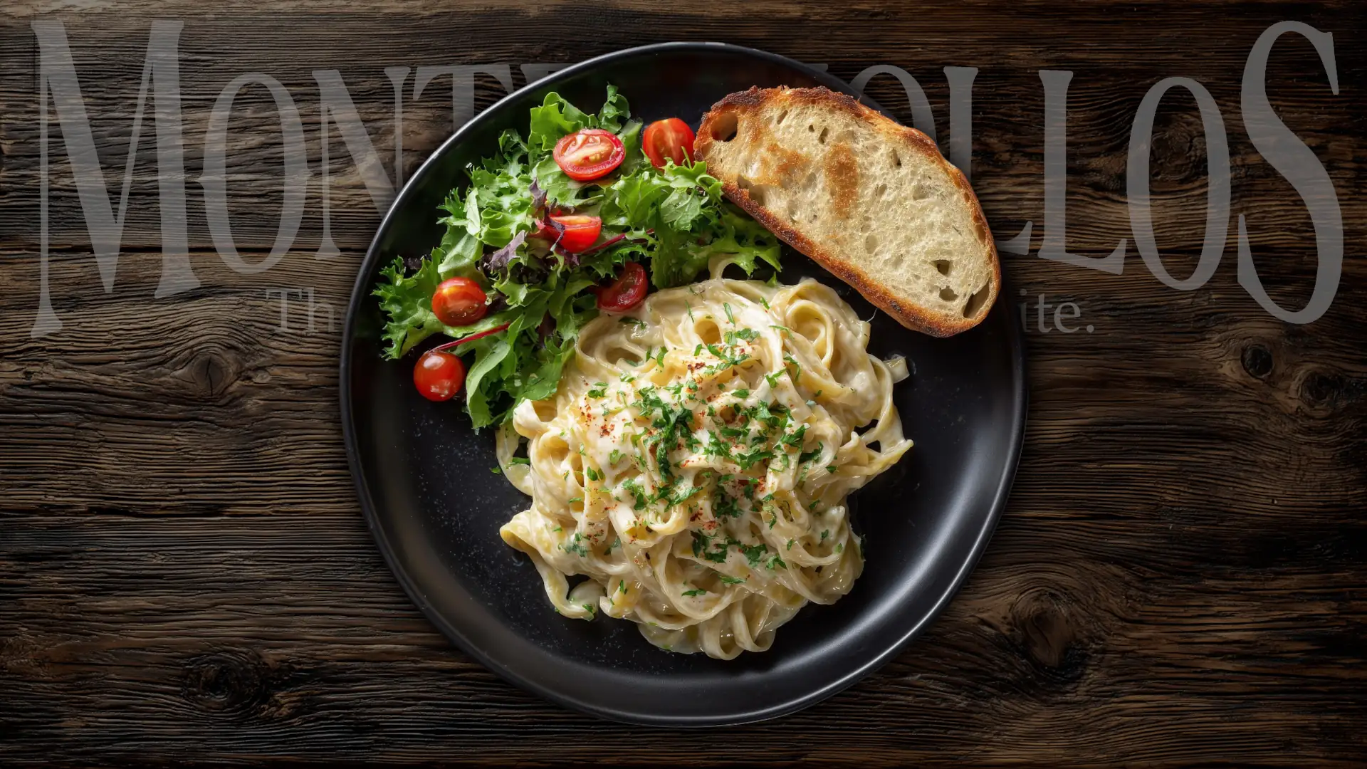 Fettuccine Alfredo - Creamy Alfredo Sauce with Fresh Fettuccine and Parmesan Cheese